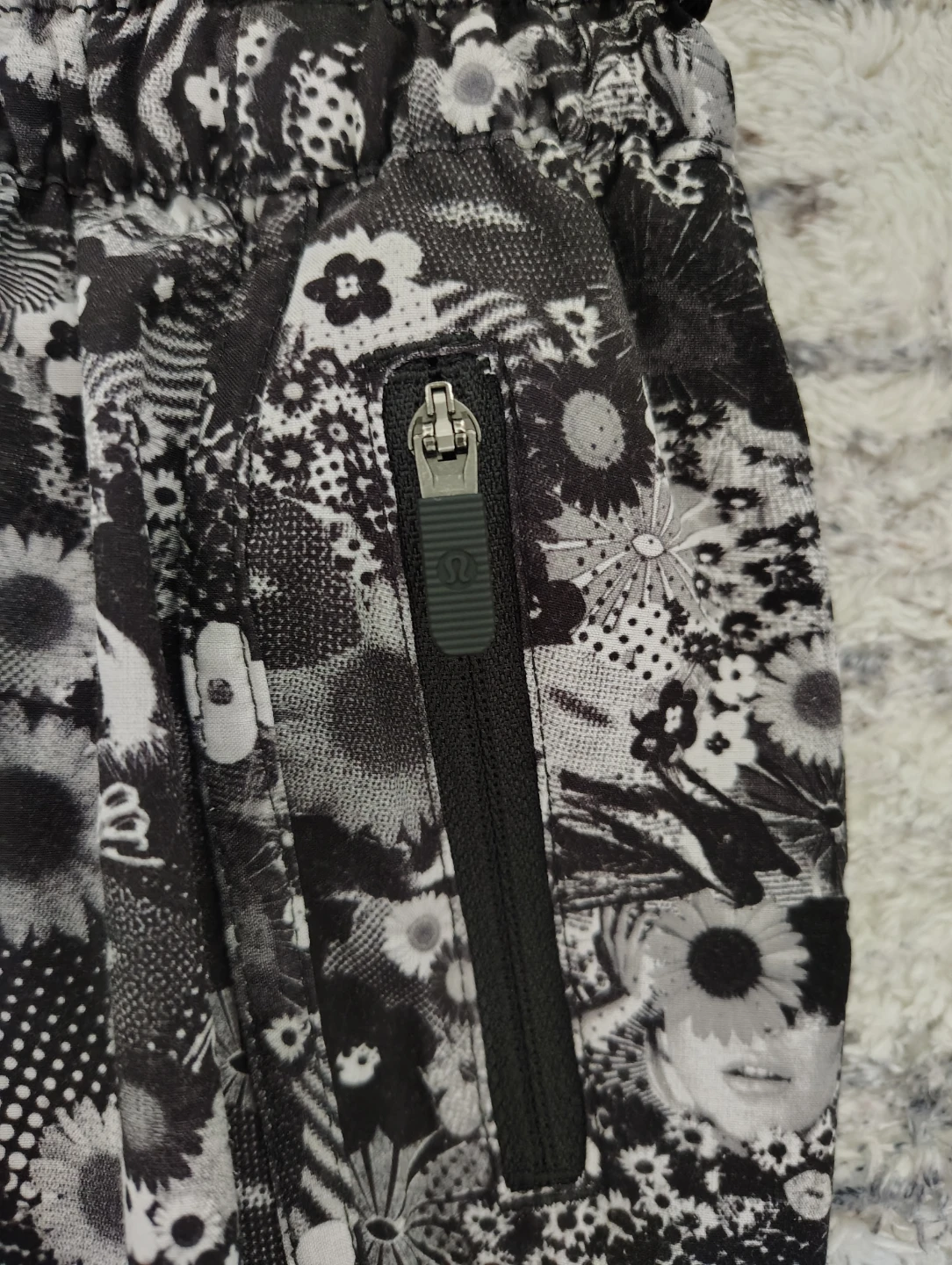 🍋Lululemon SeaWheeze Counter Culture Tracker Shorts - Size 6 - photo 3