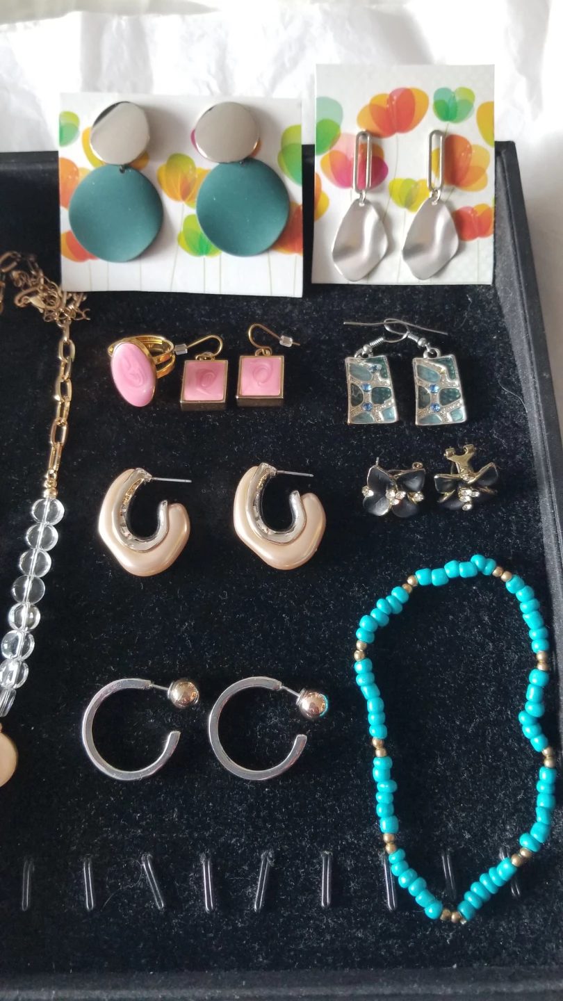 Assorted Costume Jewellery.Urgent - photo 2