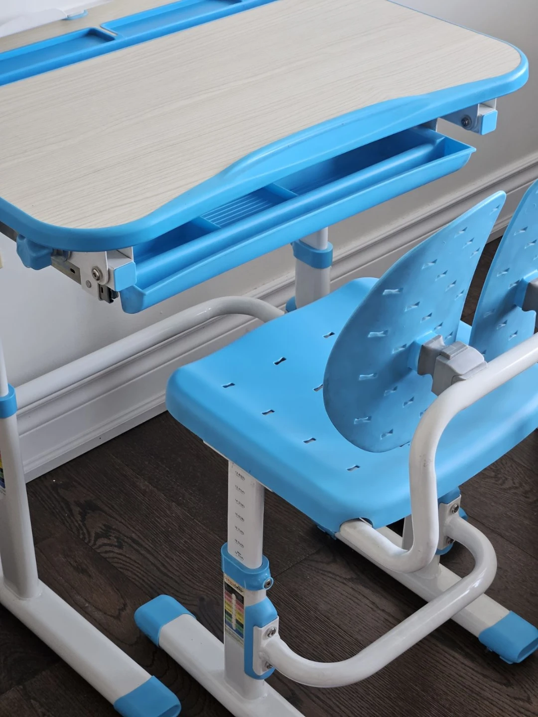 Adjustable Kids Study Desk and Chair Set - Blue - photo 4