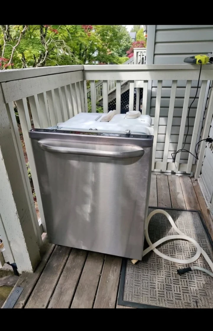 Frigidaire Dishwasher