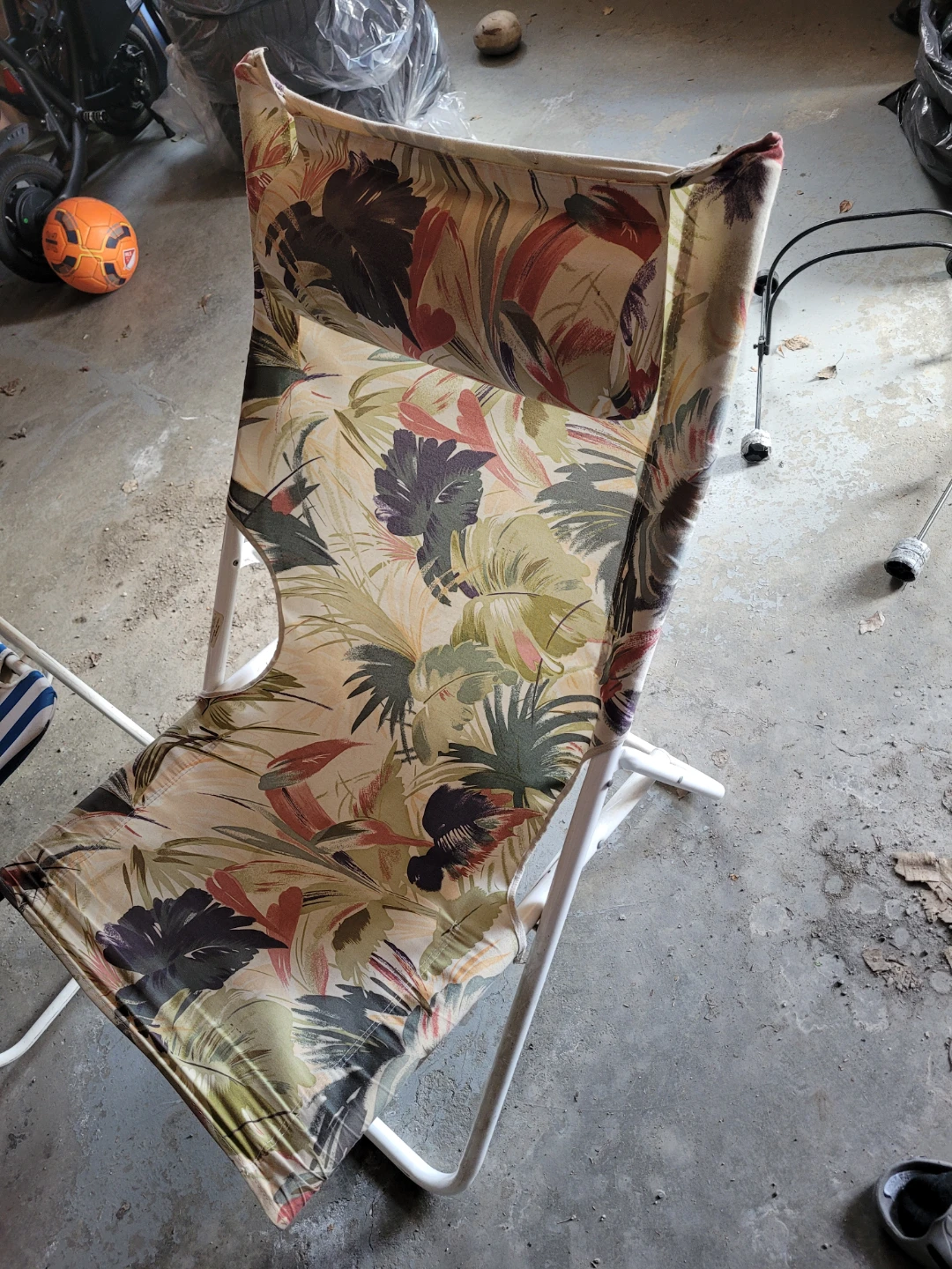 Folding Camp Chair with Tropical Print