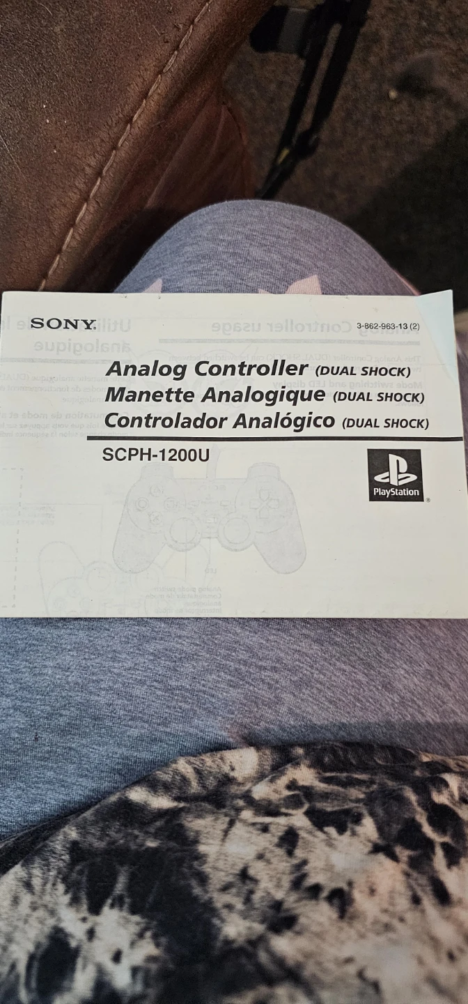 PlayStation 1 with original box and manual - photo 3