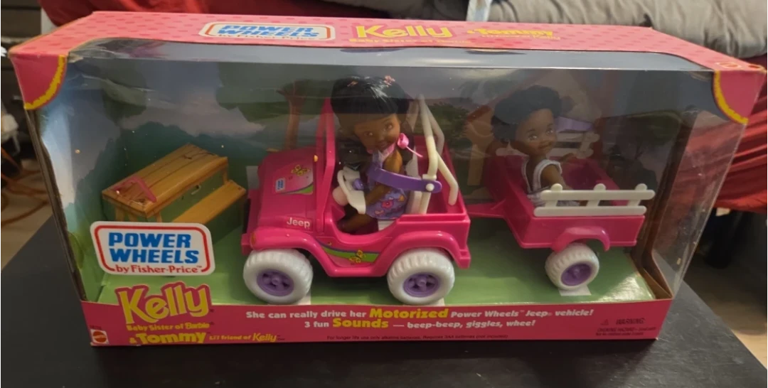 Fisher-Price Power Wheels Kelly & Tommy Jeep with Trailer - photo 3