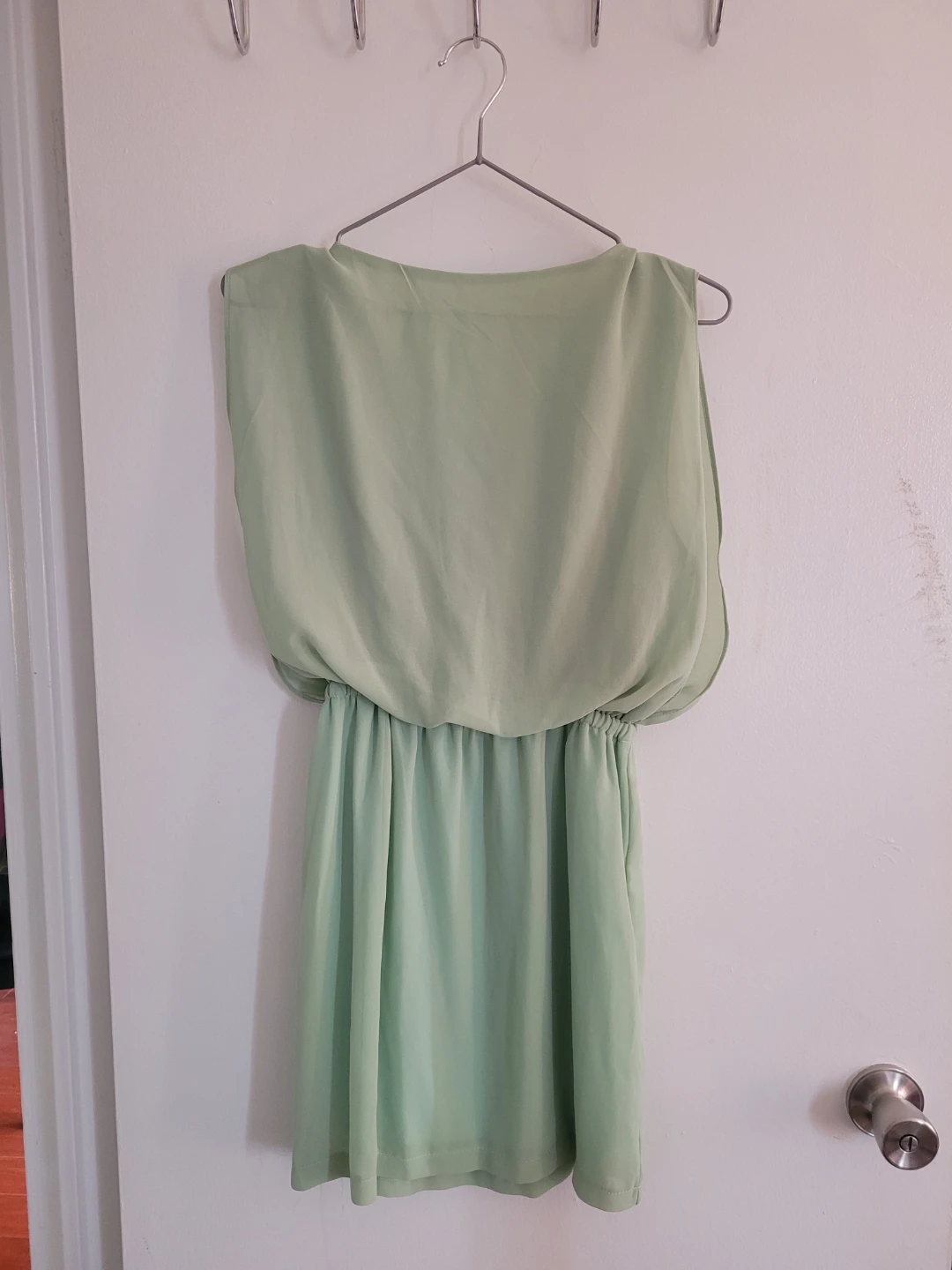 Light Green Chiffon Dress - photo 2
