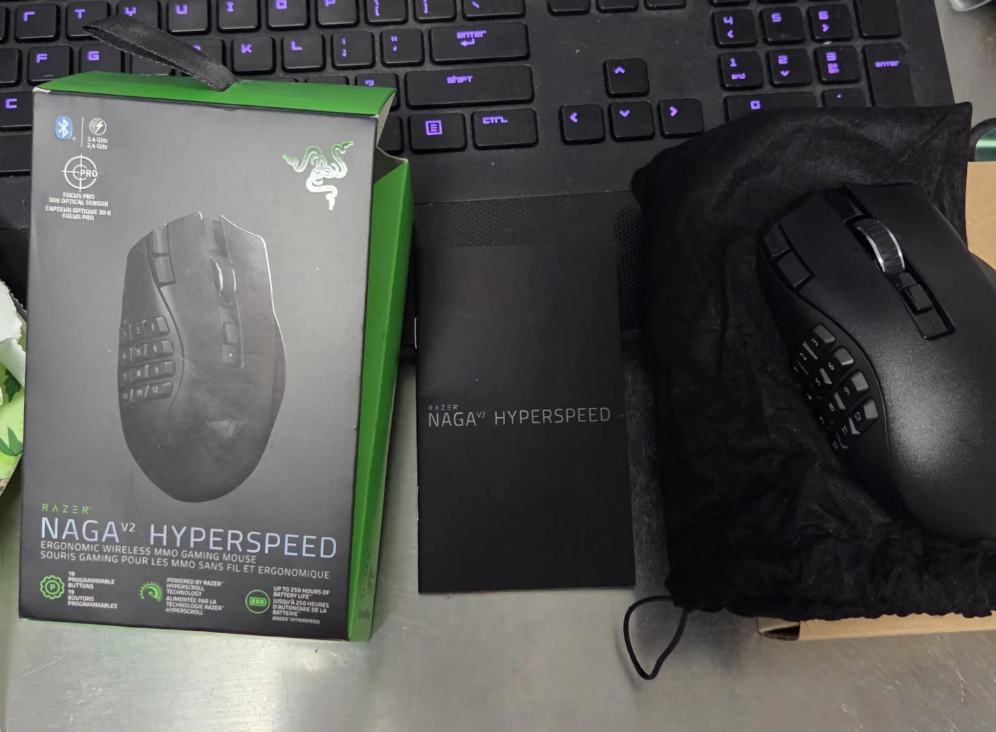 RAZER NAGA V2 Hyperspeed MMO Gameing Mouse - photo 2
