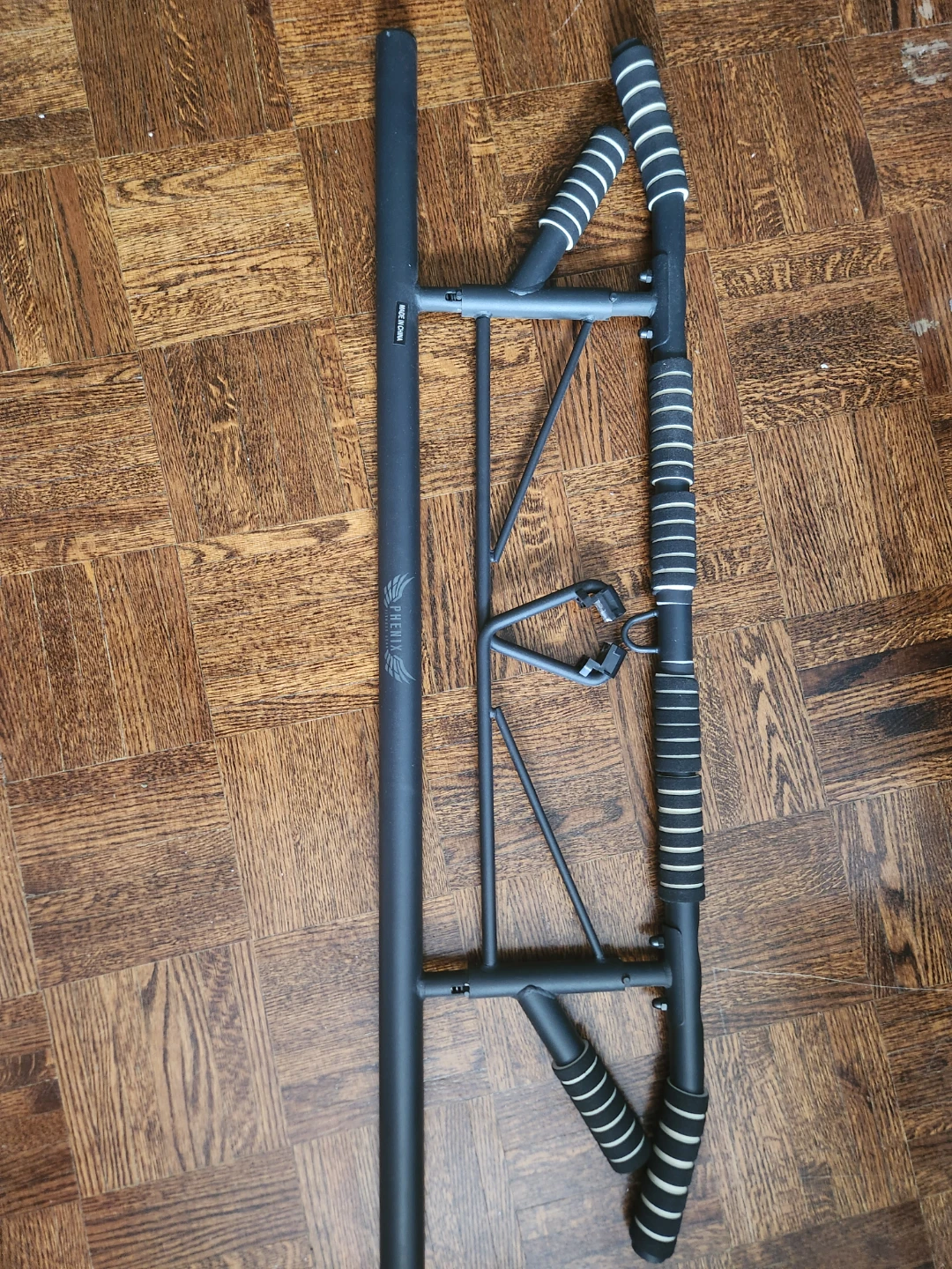 Phoenix Fitness Pull Up Bar