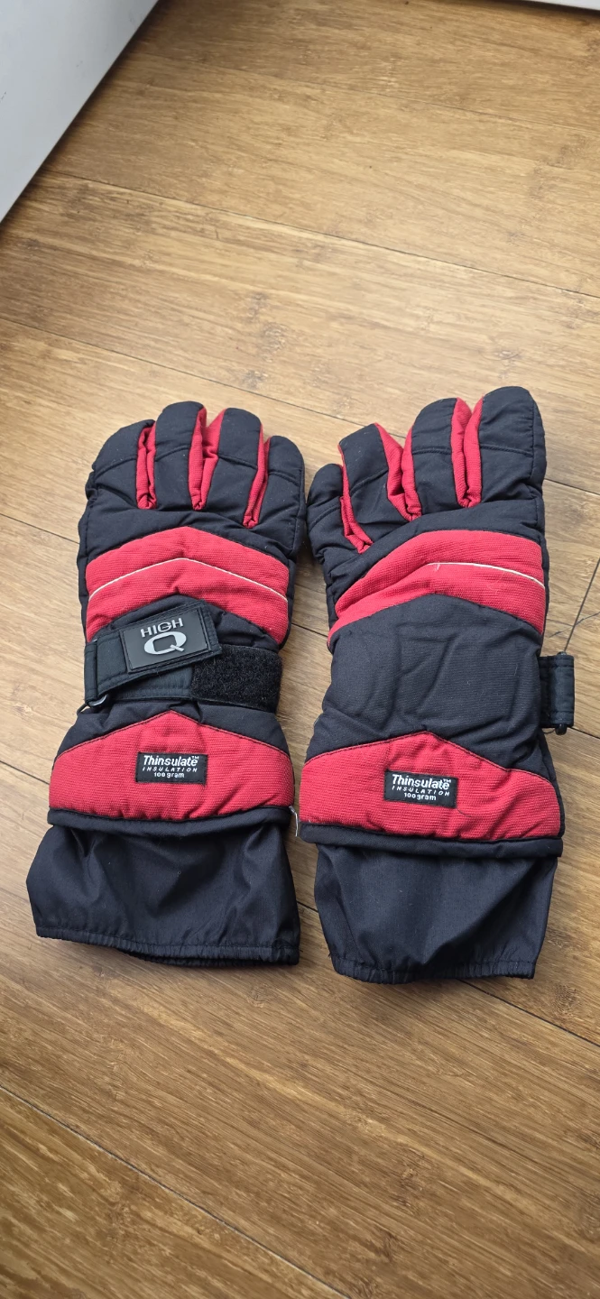 High Q Thinsulate Ski Gloves - Black/Red