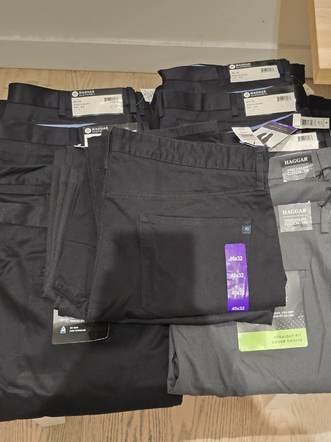 Mens dress pants size W40 x L32 inches - photo 4