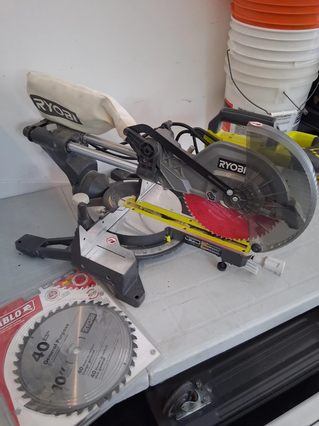 Ryobi 10" sliding mitre saw