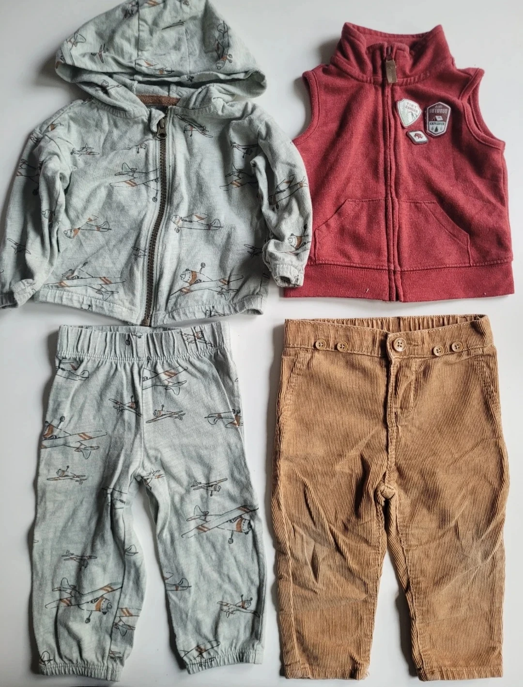 9 months Boys' Clothes Bundle - Onesies, Sweaters, Pants, Vest - photo 2