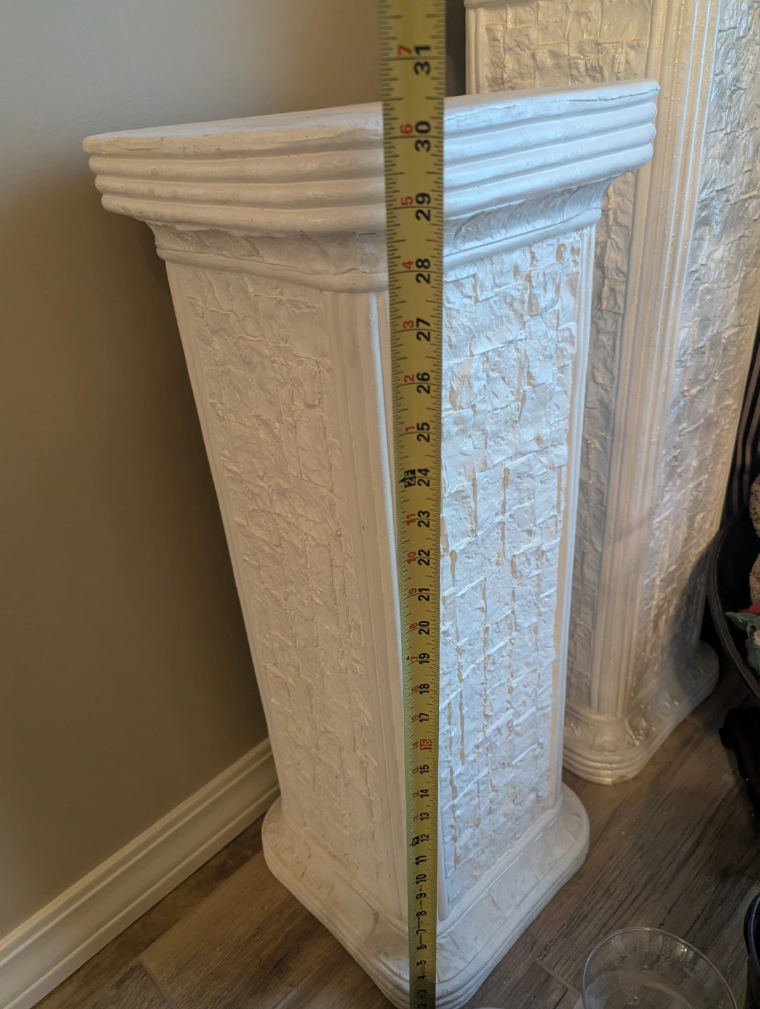 White Decorative Pedestal Stands heavy great for decor wedding - photo 2