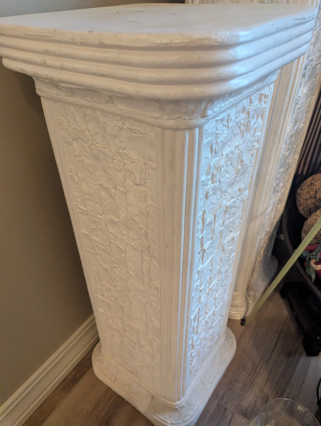 White Decorative Pedestal Stands heavy great for decor wedding - photo 4