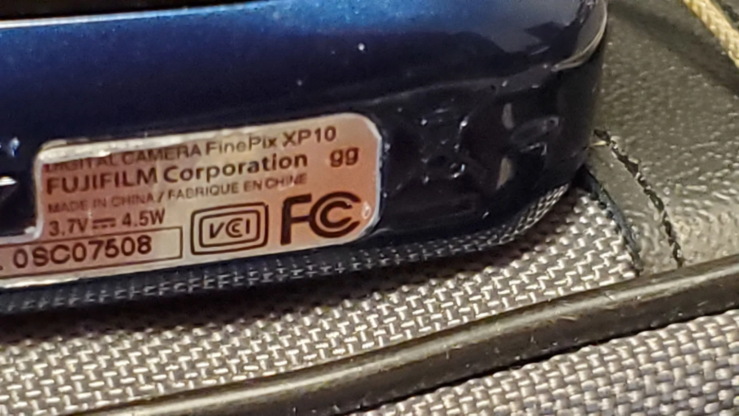 Fujifilm FinePix XP10 Digital Camera with Case - photo 2