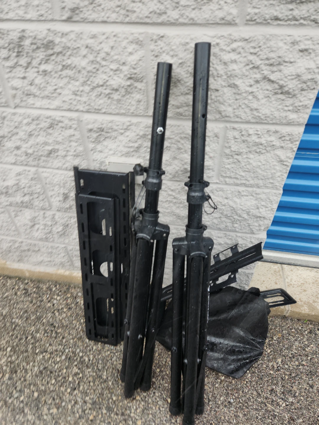 TV Wall Mount & Speaker Stands - photo 2