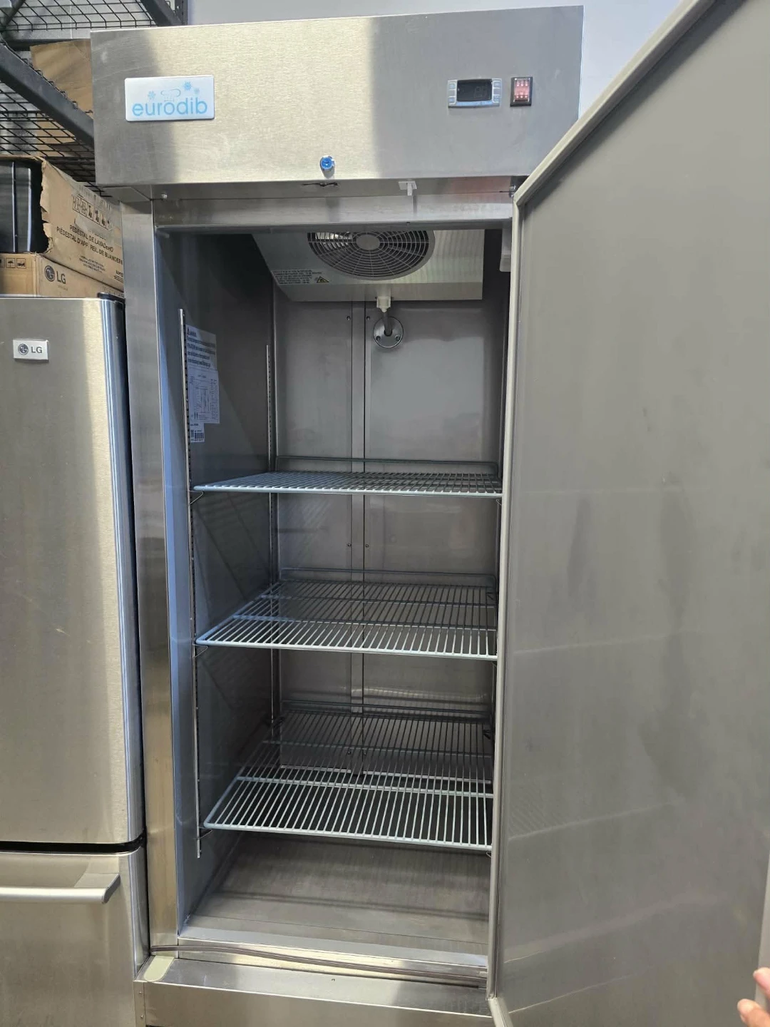 Eurodib Commercial Refrigerator - photo 2