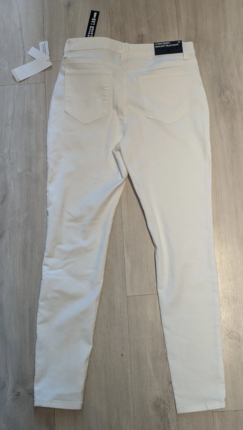 BNWT Design Lab Hi Rise Skinny Jeans - photo 3