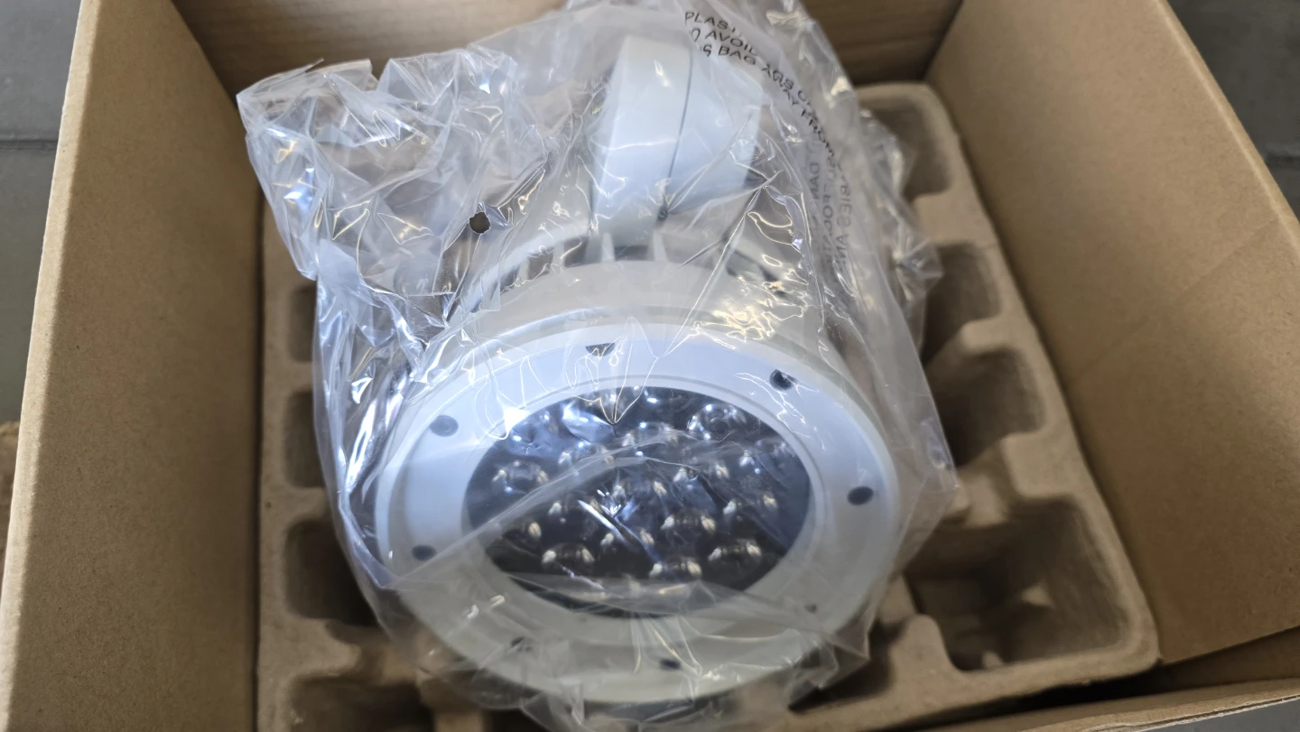 Commercial Grade Flood Lights x6