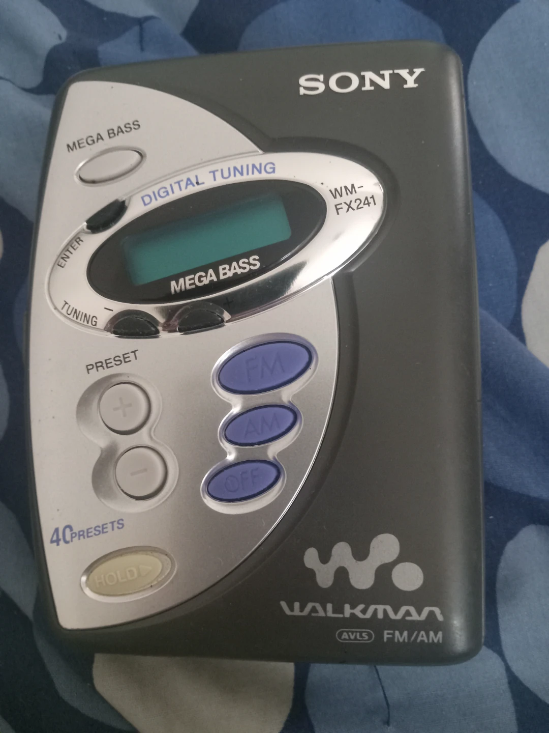 Sony Walkman WM-FX241 FM/AM Radio
