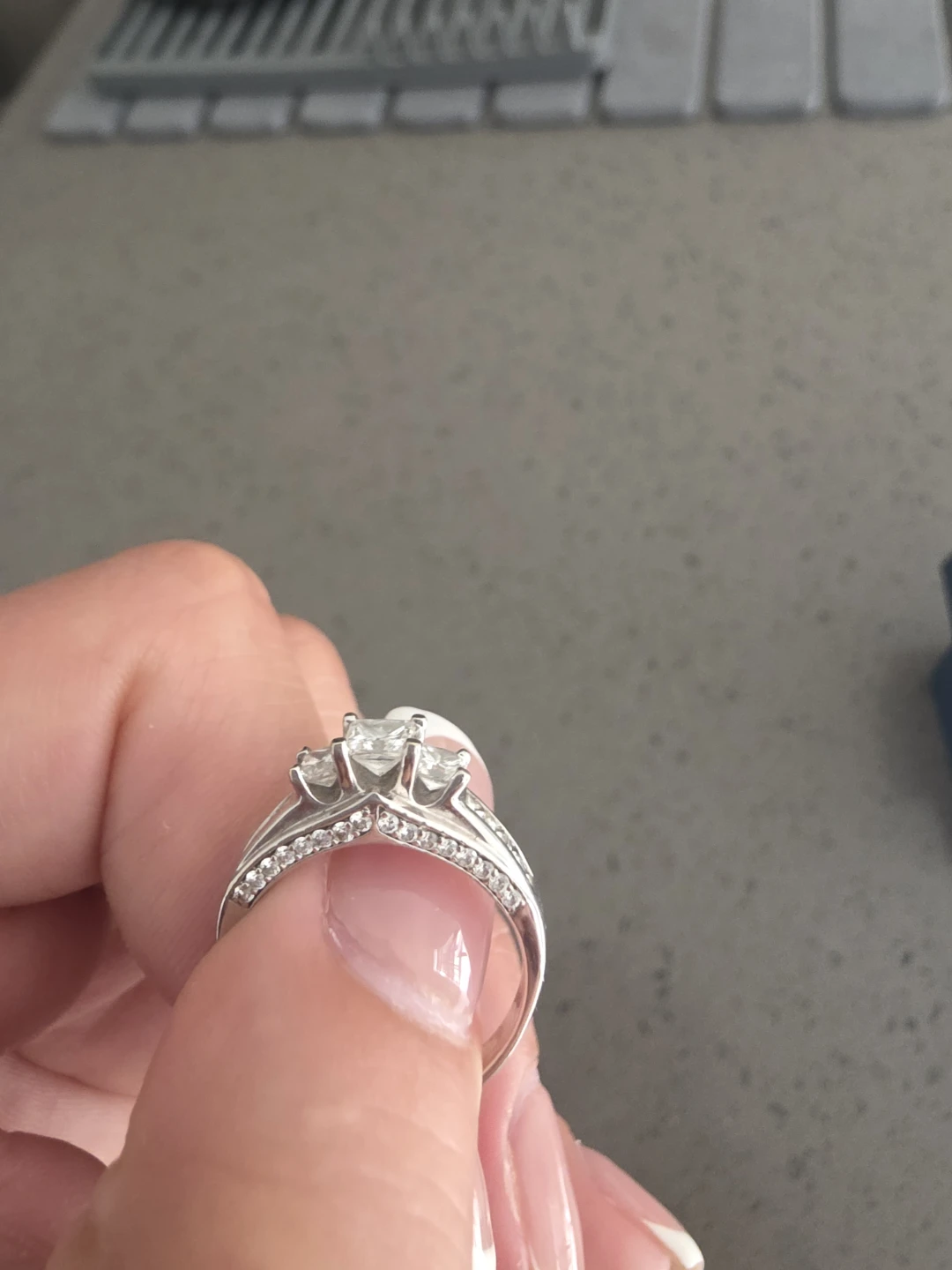 Engagement Ring - photo 2