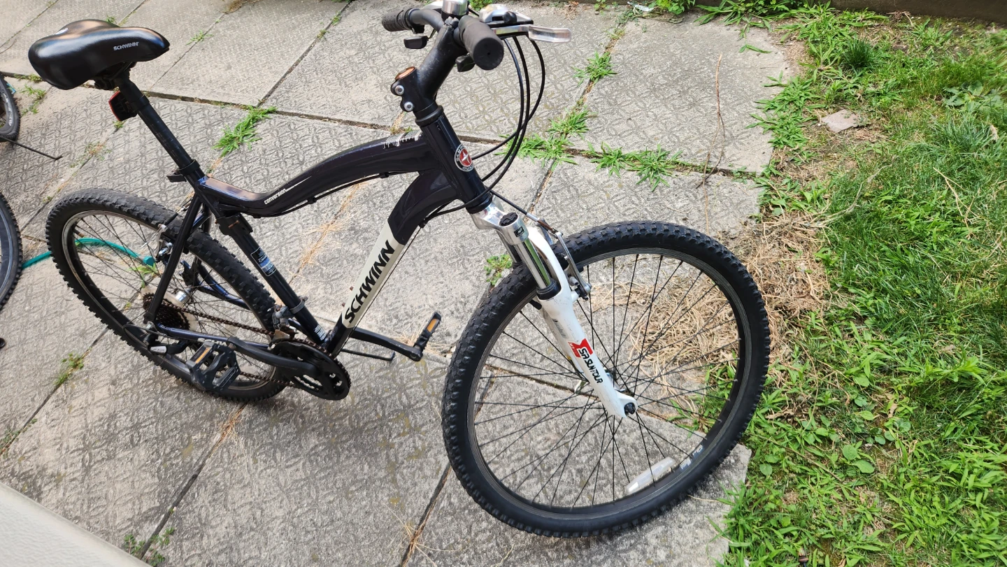 Schwinn Mountain Bike - photo 4