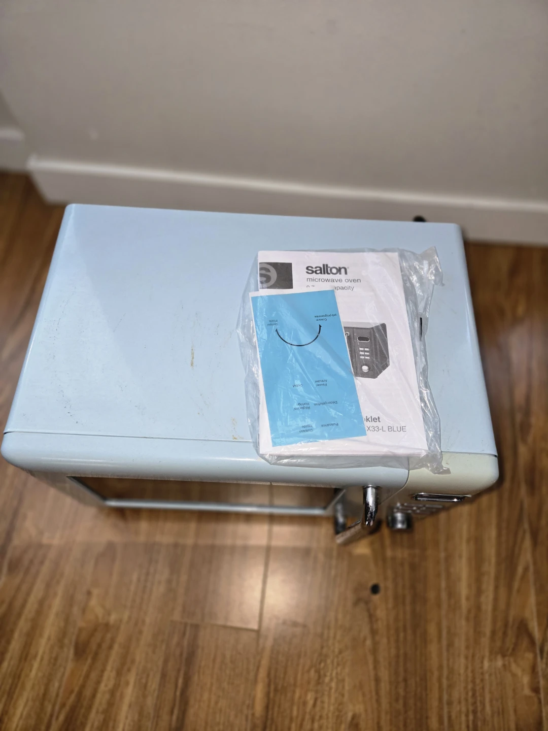 Salton Microwave Oven - Blue - photo 3