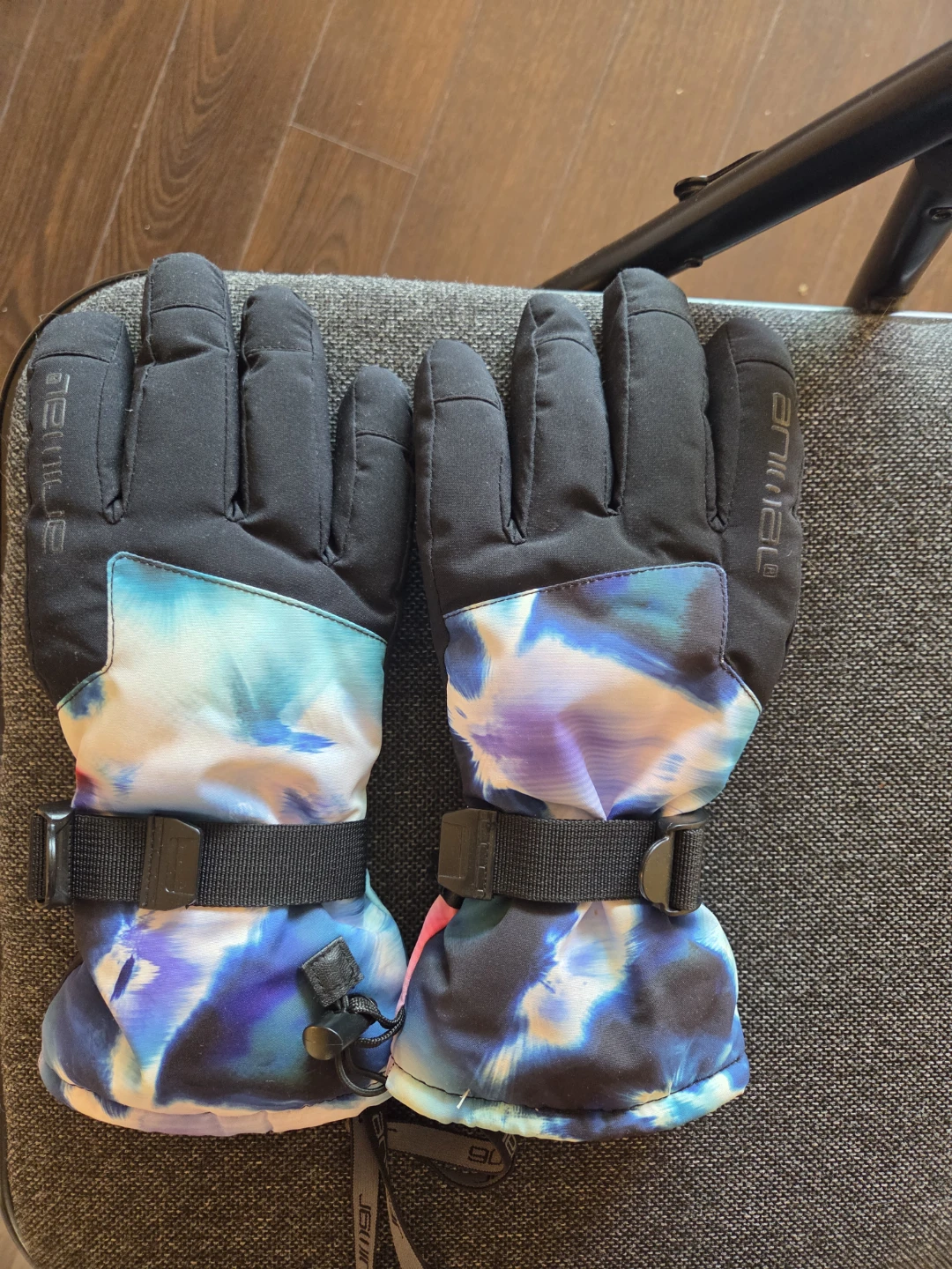 Women's winter gloves