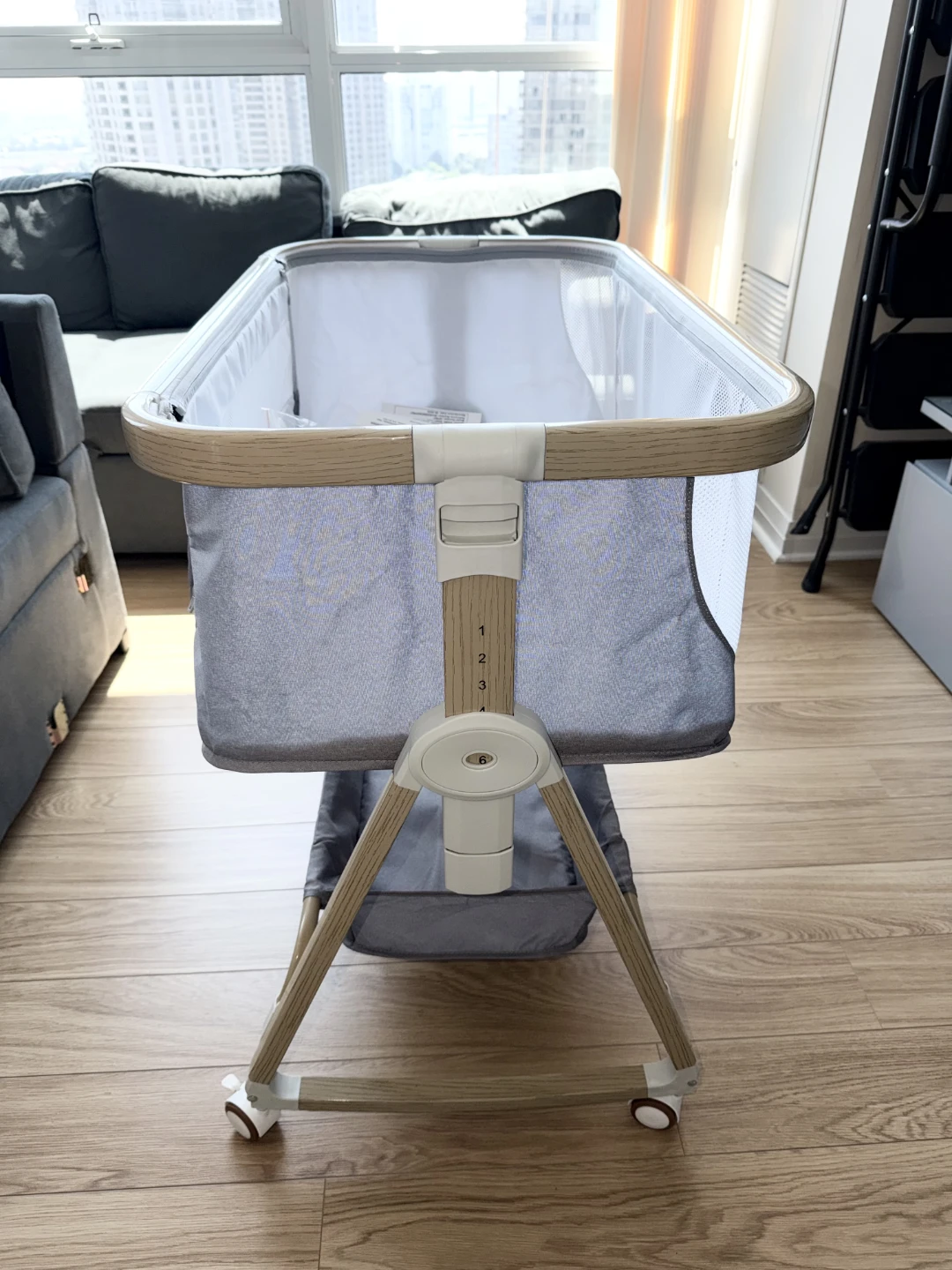 Bedside Sleeper Bassinet - photo 2