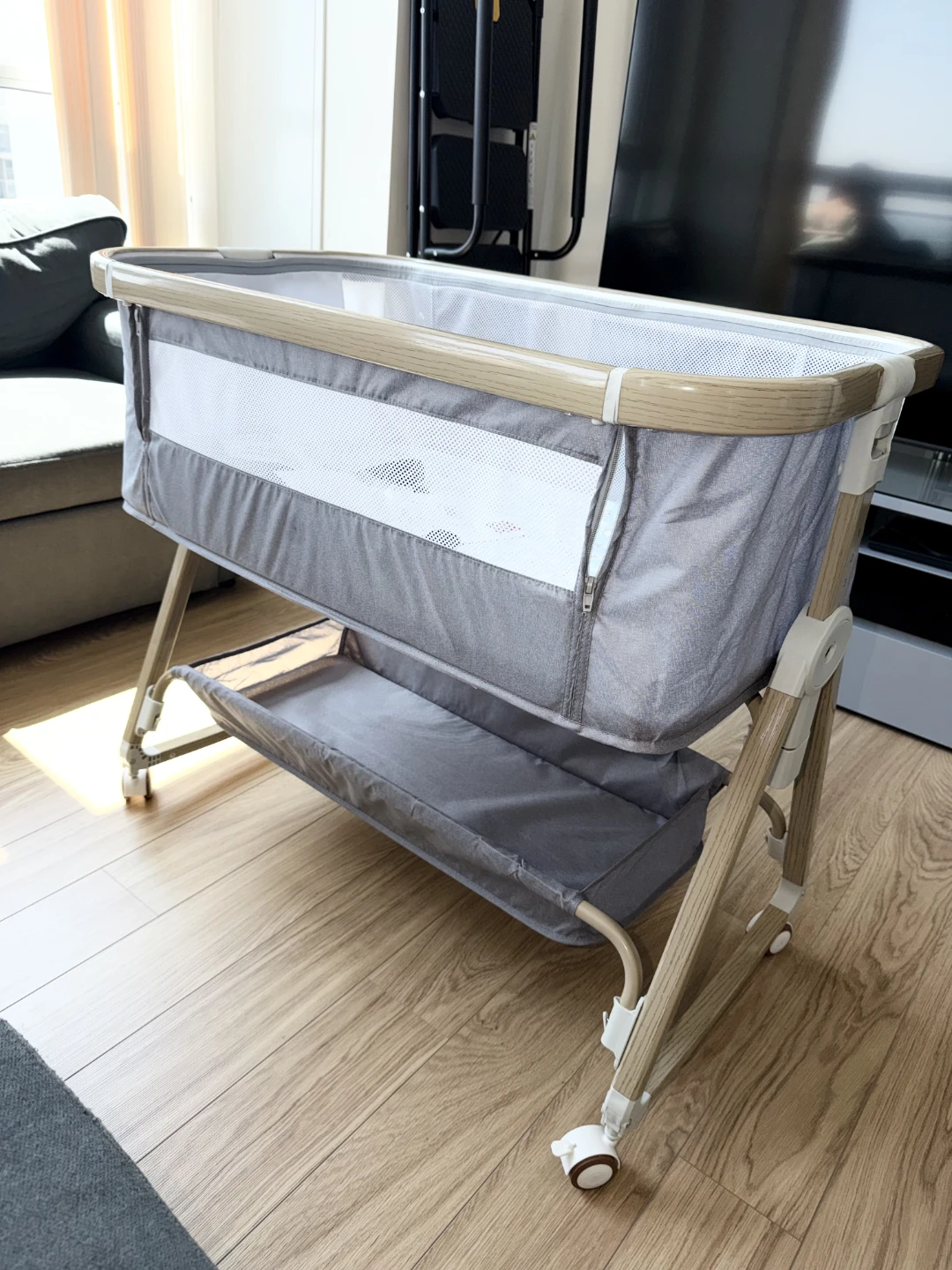 Bedside Sleeper Bassinet - photo 4