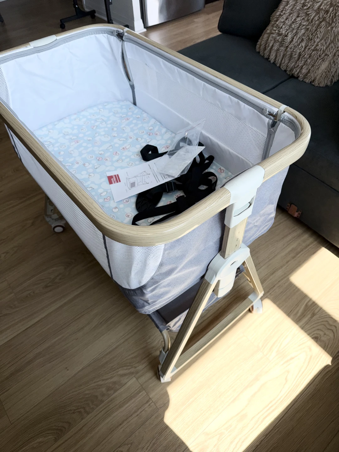Bedside Sleeper Bassinet - photo 5