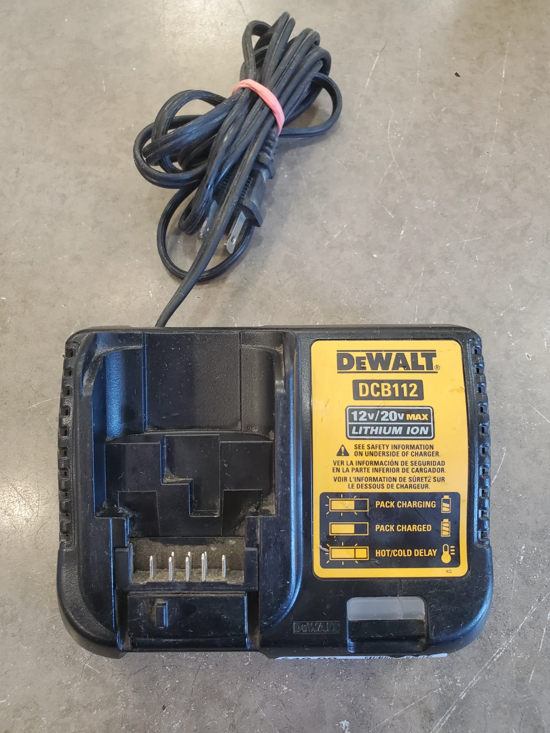 DEWALT DCB112 12V/20V MAX Lithium Ion Battery Charger