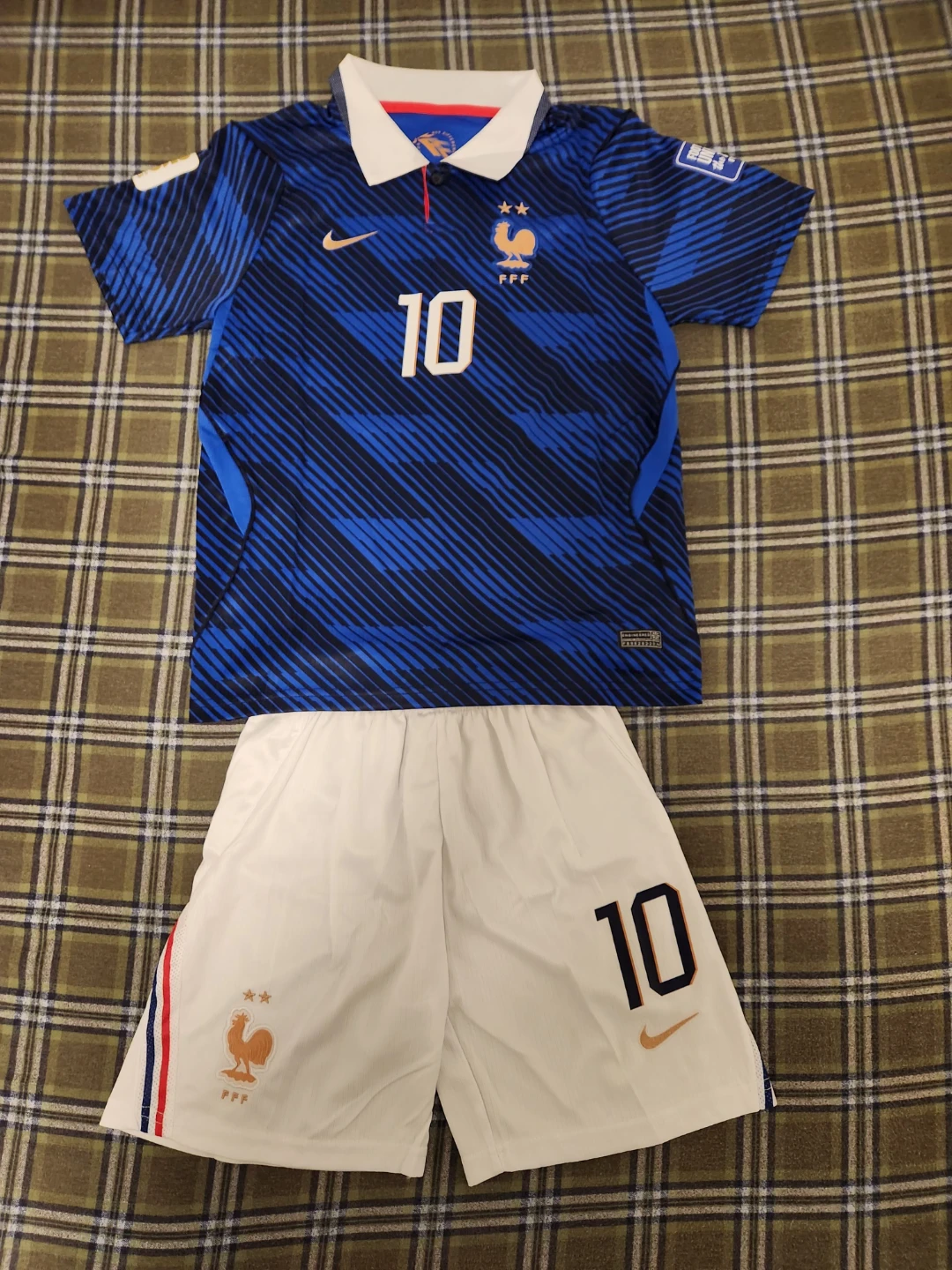 Brand new, Kylian Mbappe #10, France 2026 World Cup kit