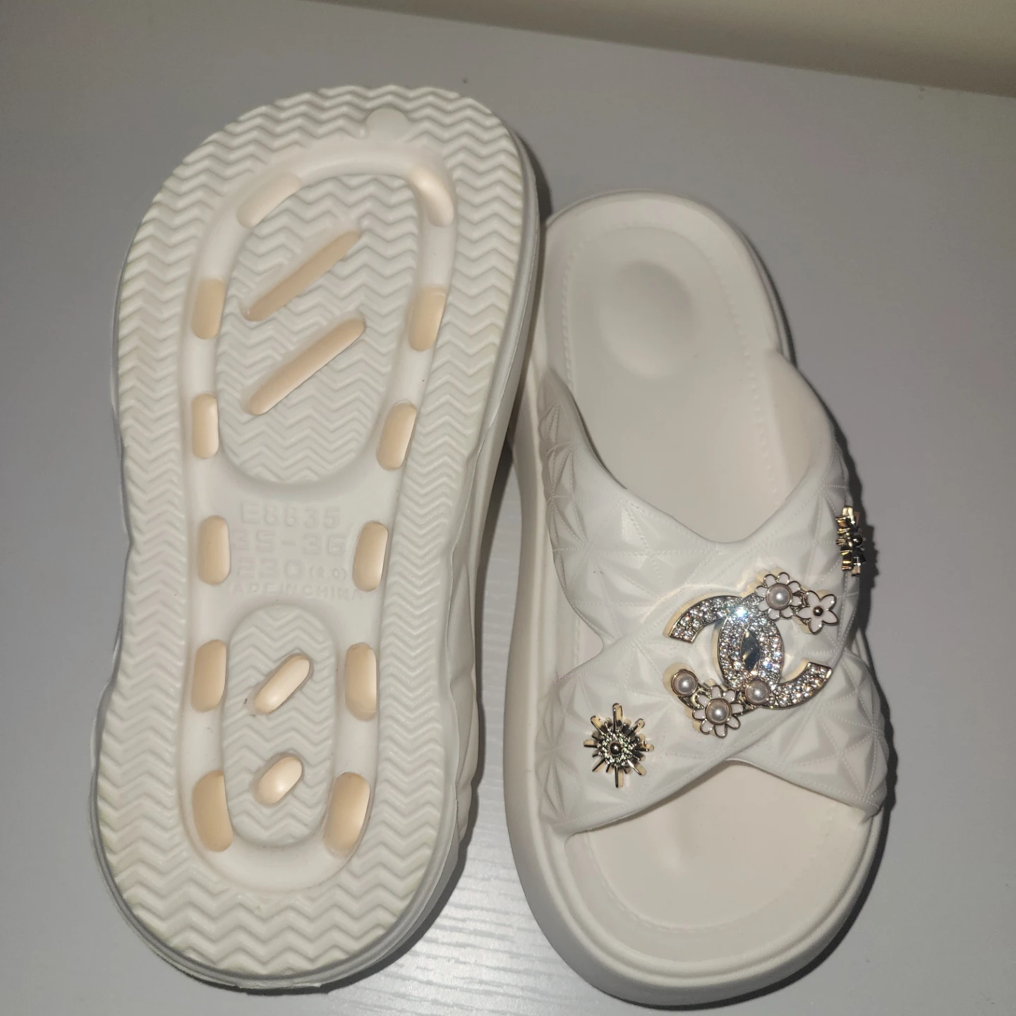 White Platform Slides - photo 2