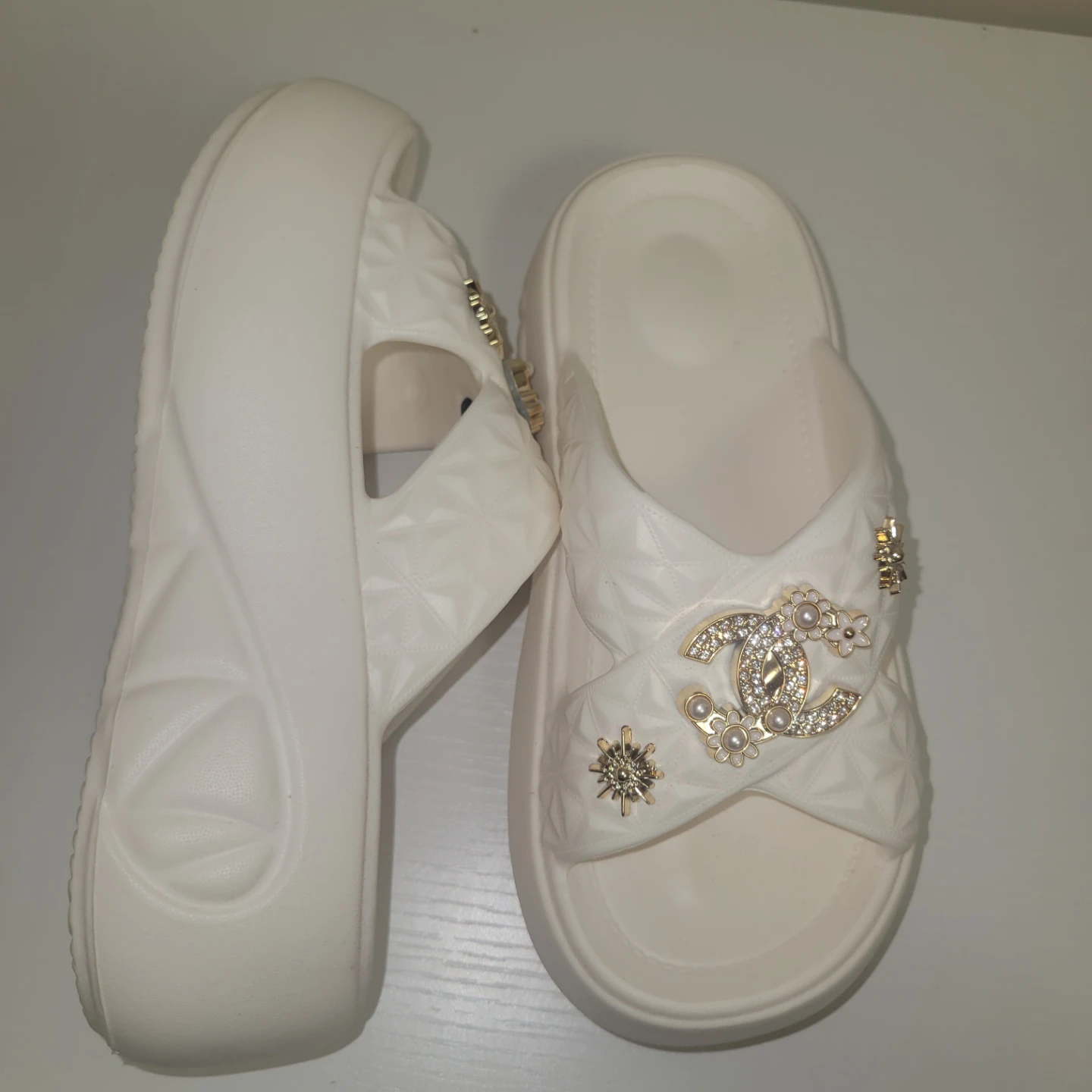 White Platform Slides - photo 3