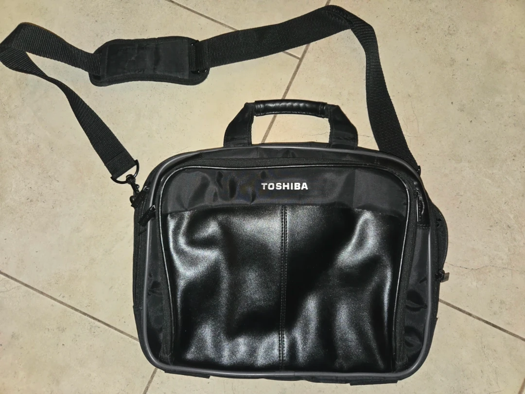 Toshiba Laptop Bag