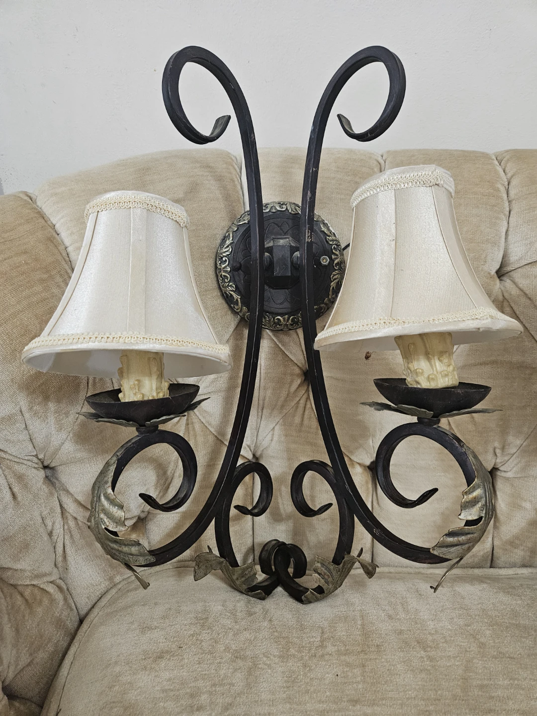 3 large iron sconces - photo 2
