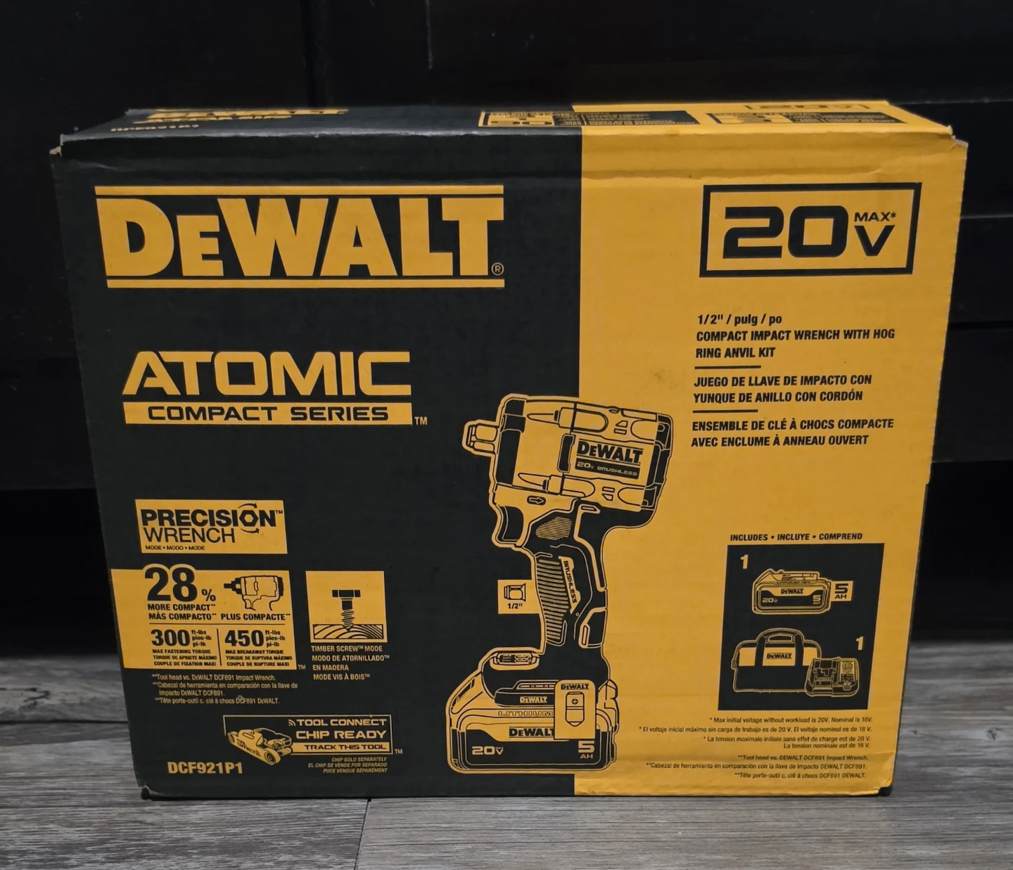 DEWALT ATOMIC 20V MAX* 1/2" Compact Impact Wrench Kit (DCF921P1)
