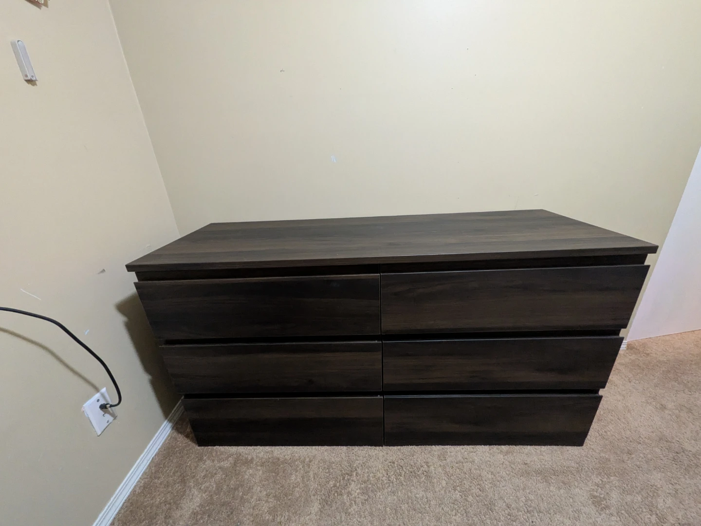 Dark Wood 6-Drawer Dresser