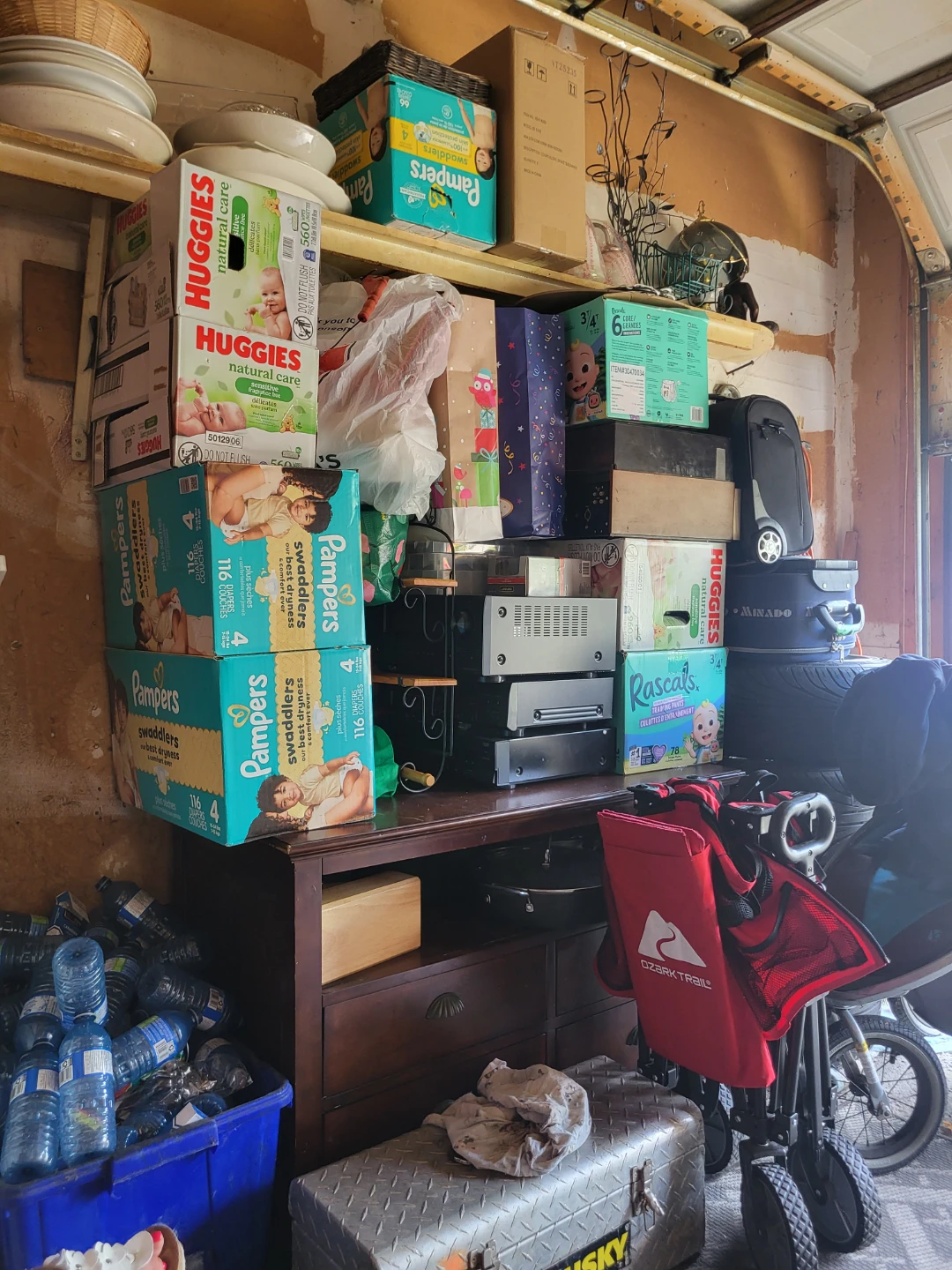 GARAGE SALE
