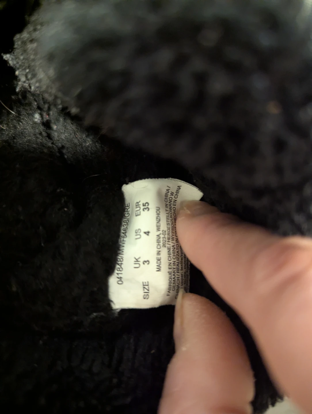 Kids' Winter Boots - Size 4 - photo 2
