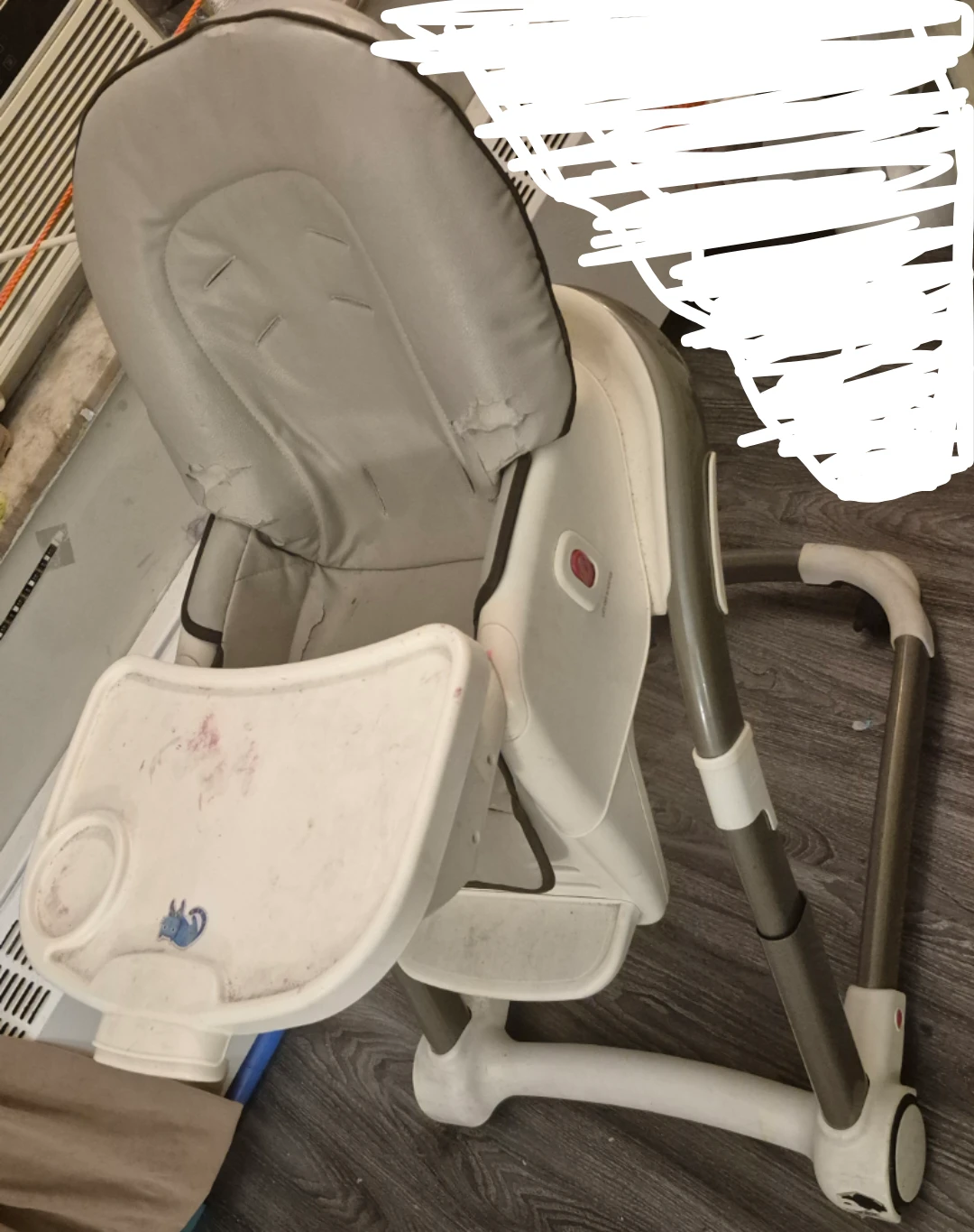 High chair - photo 3