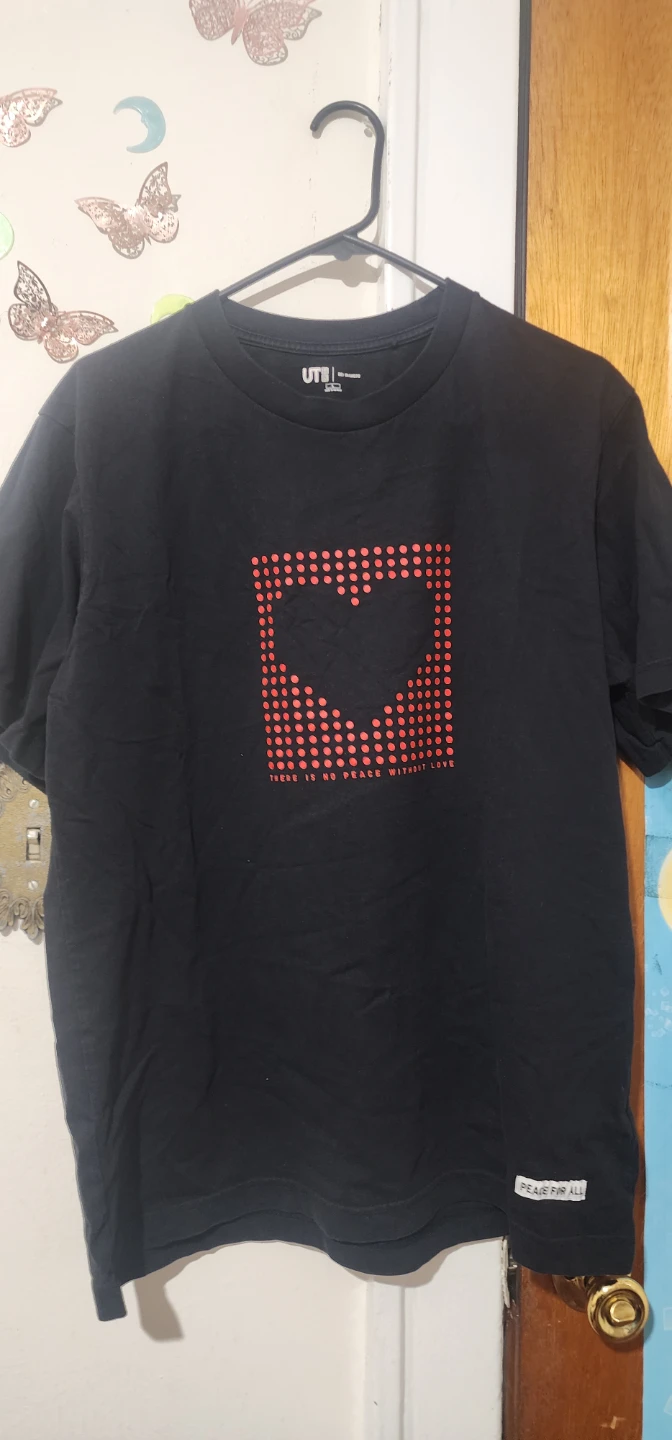 Uniqlo UT Rei Inamoto Peace For All T-Shirt