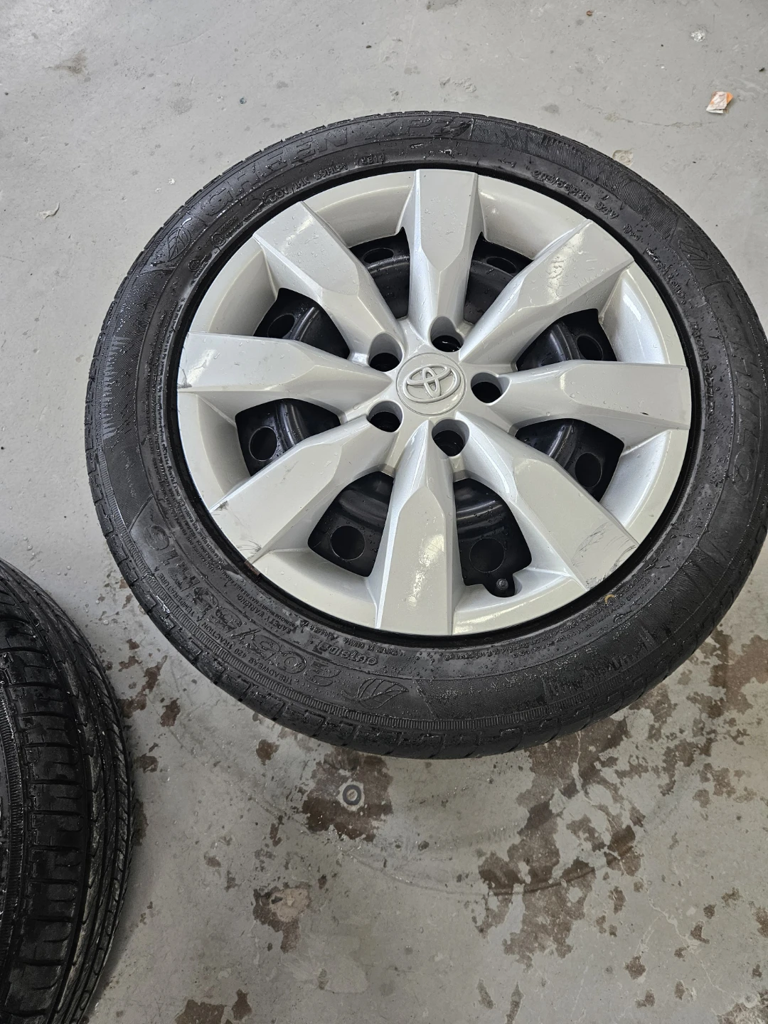 Toyota 205/55R16 Tires and Rims