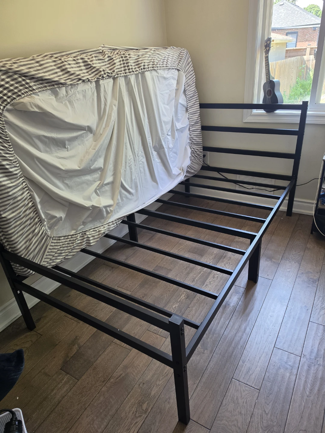 Black Metal Twin Bed Frame - photo 3