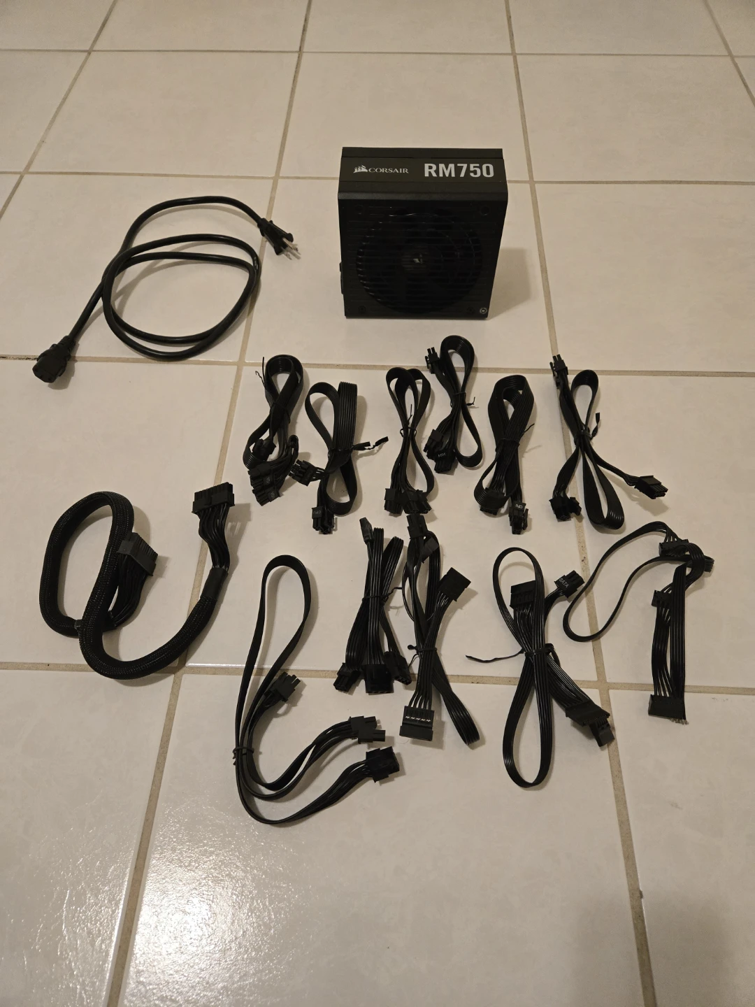Corsair RM 750 Power Supply