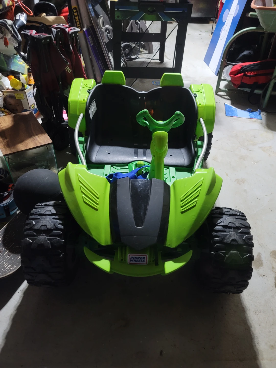 Power Wheels Dune Racer