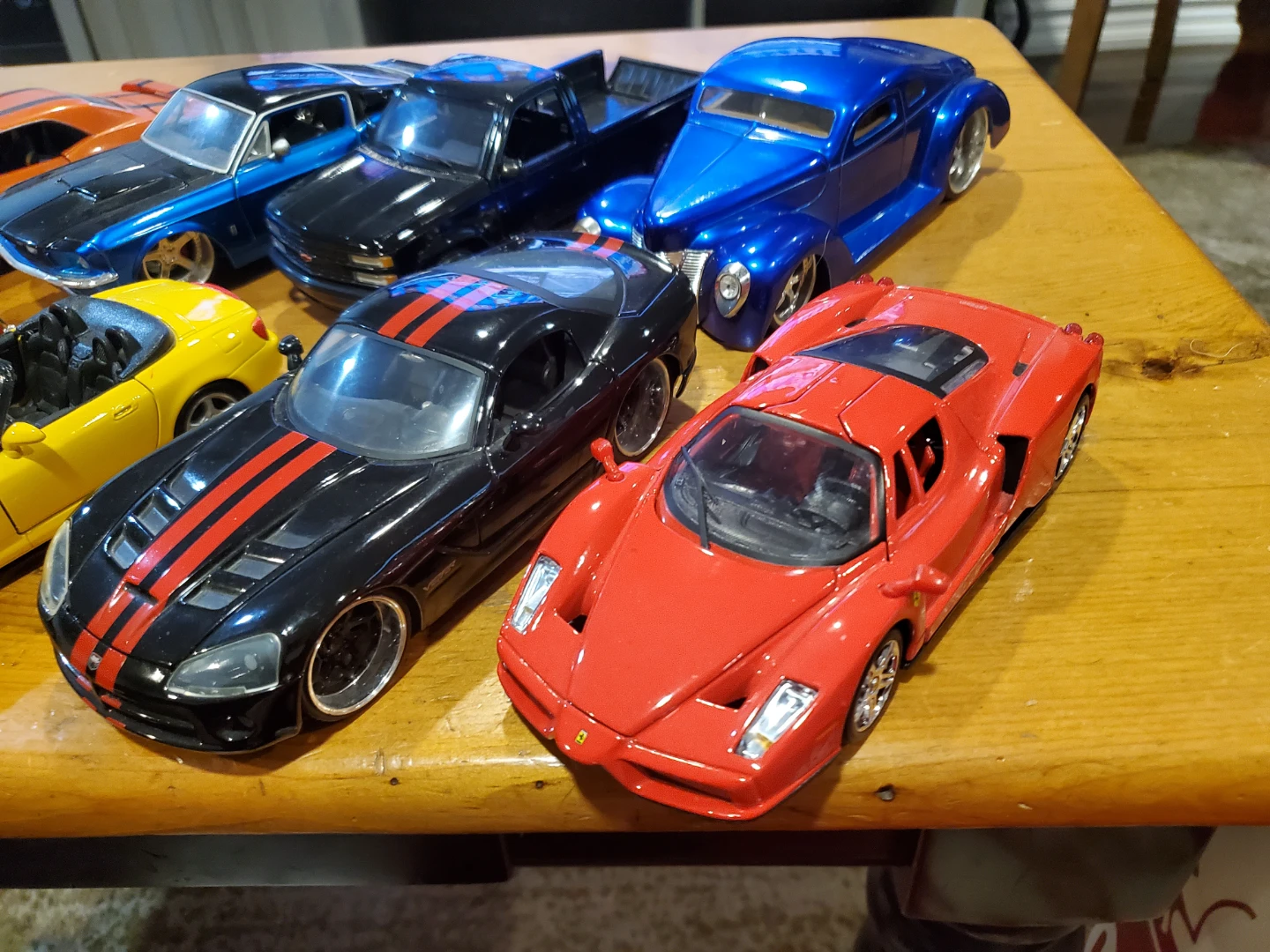 13 x 1/24 die-cast model Cars - photo 4