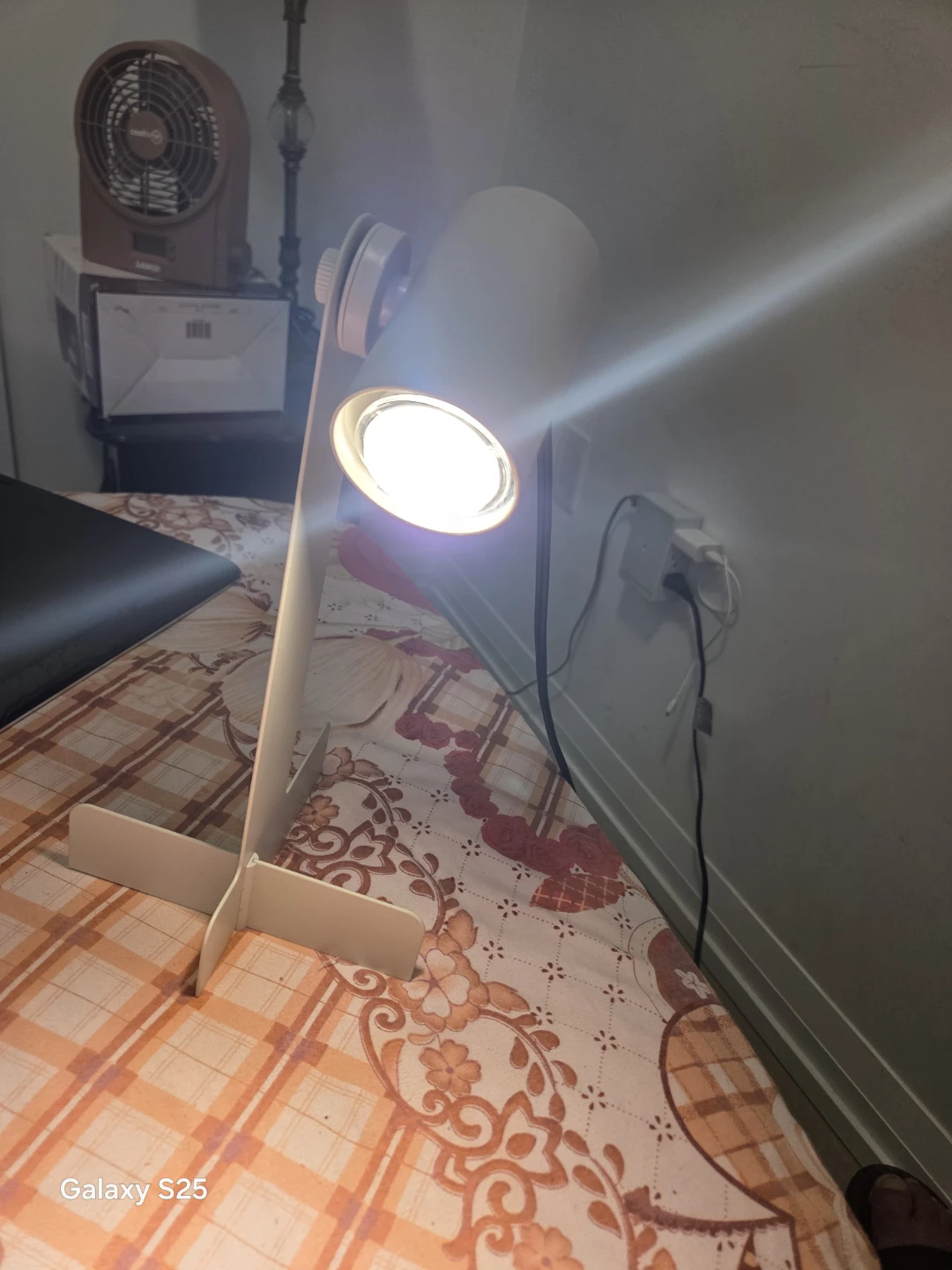 White Desk Lamp