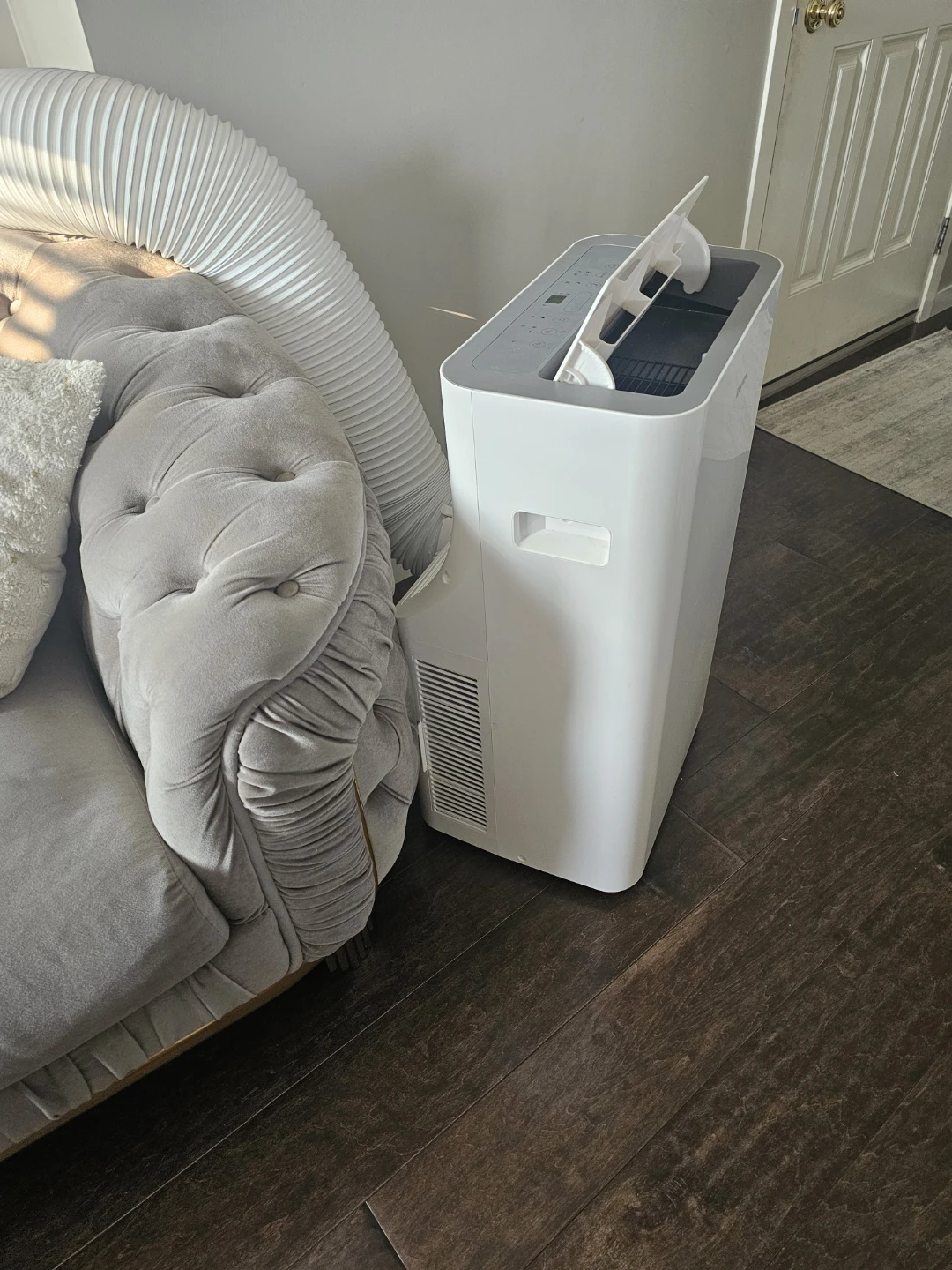 Danby Portable Air Conditioner (used like new) - photo 4