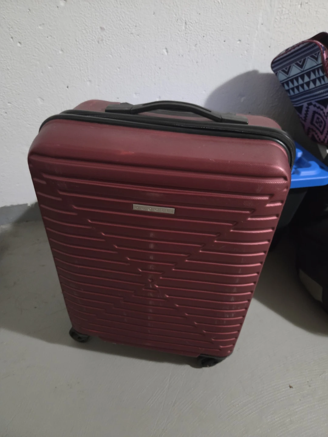 Suit case
