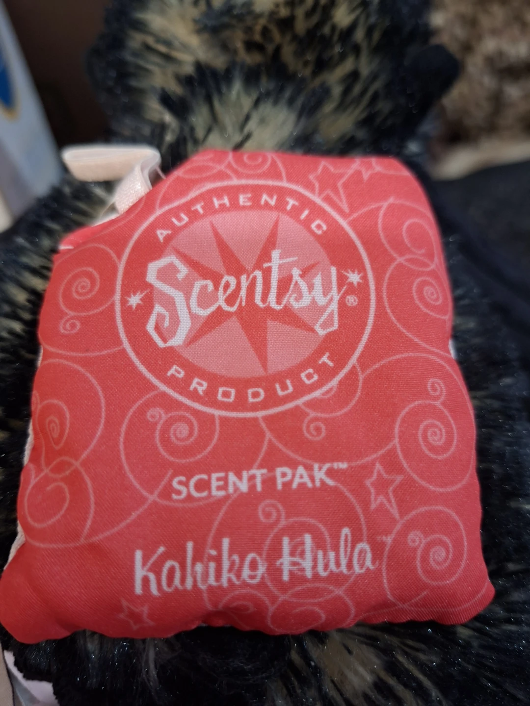 Scentsy Bambi the Gorilla Buddy with Kahiko Hula Scent Pak - photo 2